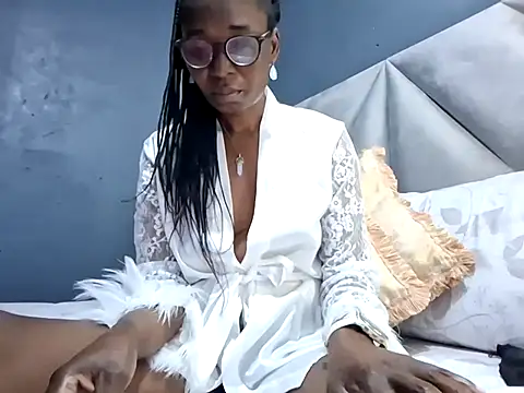 NaughtyCouga online show from June 20, 2026, 5:10 am