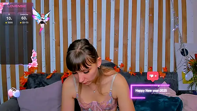 Sophia Elliott online show from November 14, 2025, 1:59 am