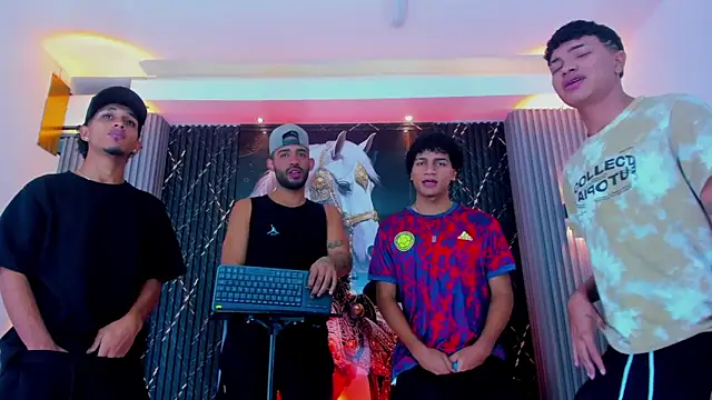 Snapshot of _Gods_of_Olympus_ chatting on October 14, 2025, 4:35 am Gods of Olympus online show from October 14, 2025, 4:35 am