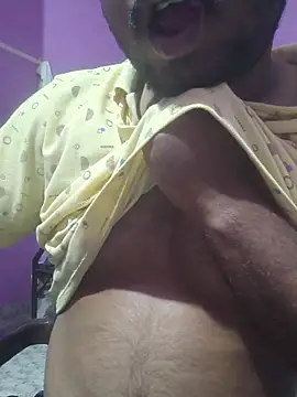 Snapshot of Y0ur_Slave chatting on February 7, 2026, 4:33 pm Y0ur Slave online show from February 7, 2026, 4:33 pm