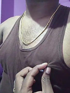 Snapshot of Y0ur_Slave chatting on May 11, 2026, 3:51 pm Y0ur Slave online show from May 11, 2026, 3:51 pm