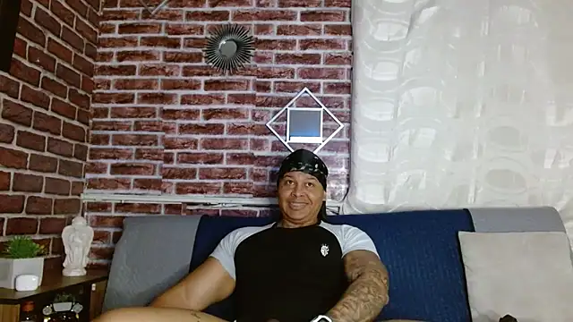 Snapshot of jordan_bigcock_ chatting on March 17, 2026, 11:02 am jordan bigcock online show from March 17, 2026, 11:02 am