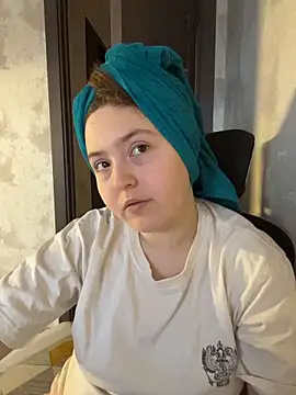 Charming hamster  online show from January 8, 2026, 6:48 am