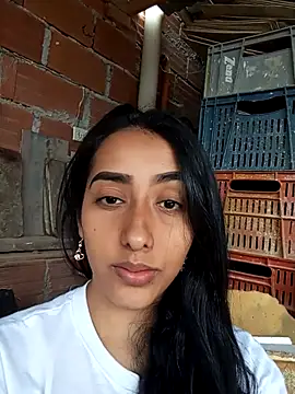 Snapshot of Queen_sofya chatting on October 23, 2025, 5:33 pm Queen sofya online show from October 23, 2025, 5:33 pm