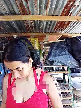 Snapshot of Queen_sofya chatting on October 29, 2025, 4:20 pm Queen sofya online show from October 29, 2025, 4:20 pm