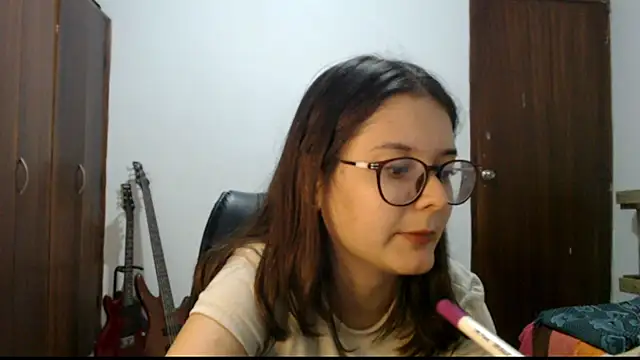 Snapshot of CarlaLorez chatting on February 27, 2026, 12:21 am CarlaLorez online show from February 27, 2026, 12:21 am