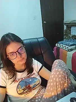 CarlaLorez online show from May 19, 2026, 1:56 am