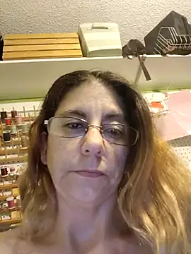 Snapshot of 1988beth chatting on October 10, 2025, 11:15 pm 1988beth online show from October 10, 2025, 11:15 pm