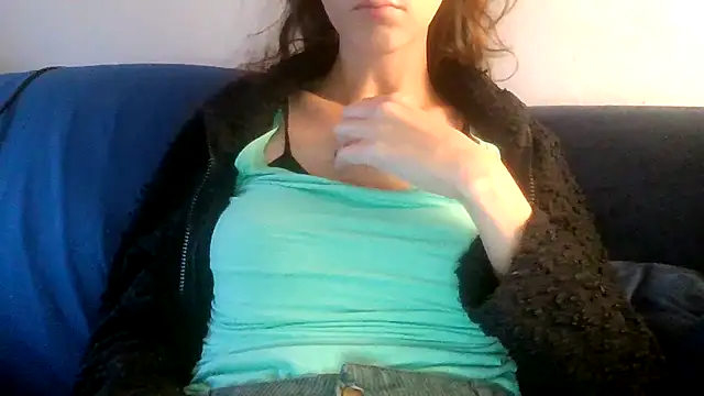 Snapshot of SuperValentina chatting on October 8, 2025, 3:31 pm SuperValentina online show from October 8, 2025, 3:31 pm