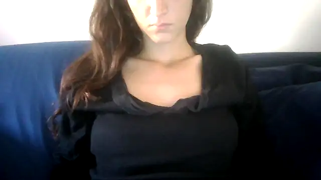 Snapshot of SuperValentina chatting on October 13, 2025, 11:32 am SuperValentina online show from October 13, 2025, 11:32 am