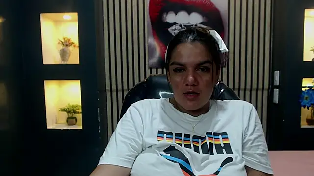 ruby jimenez19 online show from October 19, 2025, 9:37 pm