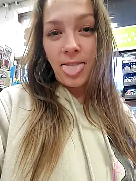 Cassaroll333 online show from April 16, 2026, 12:44 am