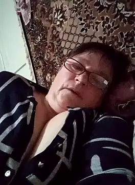 Snapshot of MilaCold5443 chatting on April 1, 2026, 4:35 am MilaCold5443 online show from April 1, 2026, 4:35 am