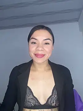 Crystal 555 online show from October 10, 2025, 6:23 am