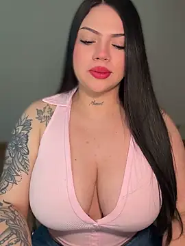 dulcemarianh  online show from April 7, 2026, 3:07 am