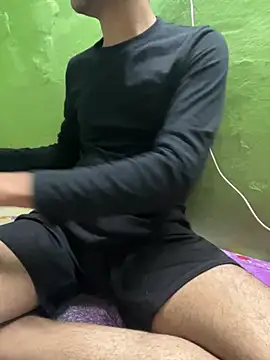 foxythebold online show from October 8, 2025, 5:21 pm