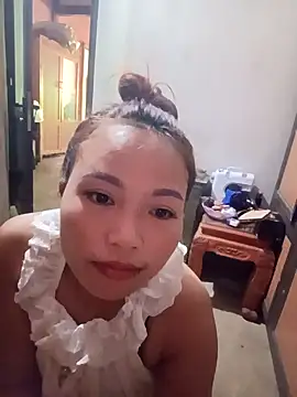 Snapshot of Rabbit-small chatting on October 9, 2025, 8:34 am Rabbit-small online show from October 9, 2025, 8:34 am