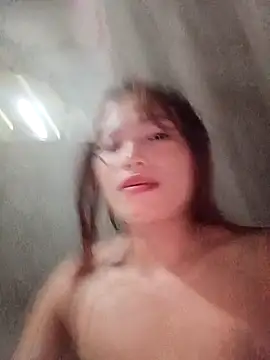 Snapshot of Rabbit-small chatting on October 15, 2025, 8:03 am Rabbit-small online show from October 15, 2025, 8:03 am