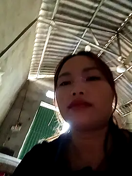 Snapshot of Rabbit-small chatting on October 20, 2025, 2:23 am Rabbit-small online show from October 20, 2025, 2:23 am