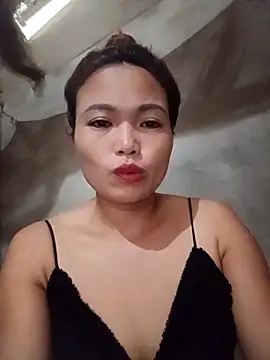 Snapshot of Rabbit-small chatting on October 21, 2025, 3:29 am Rabbit-small online show from October 21, 2025, 3:29 am