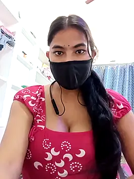 Hot radhaji online show from March 12, 2026, 1:50 pm