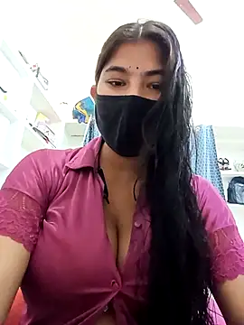 Hot radhaji online show from March 29, 2026, 8:36 am