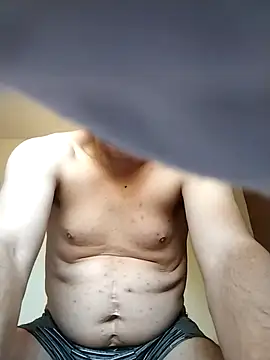 Snapshot of Rassa01 chatting on October 20, 2025, 2:06 pm Rassa01 online show from October 20, 2025, 2:06 pm