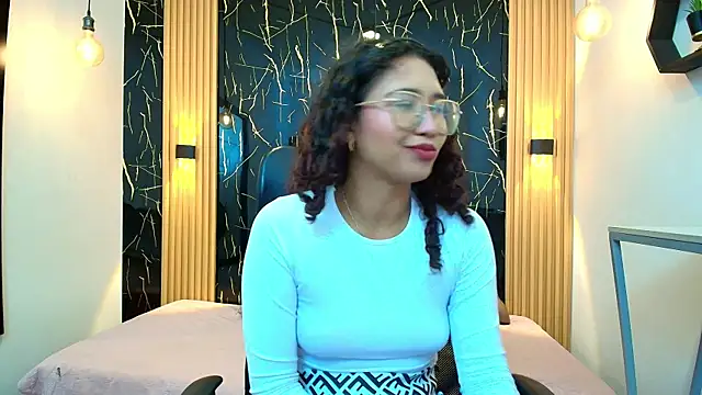 Snapshot of SamanthaFox_8 chatting on May 5, 2026, 11:07 am SamanthaFox 8 online show from May 5, 2026, 11:07 am