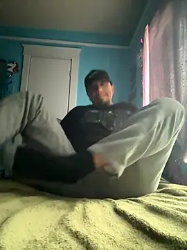 Steven-1989 online show from November 16, 2025, 6:24 pm