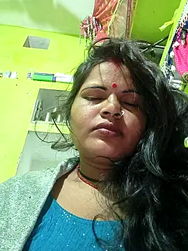 Snapshot of ALEXXA_143 chatting on December 2, 2025, 8:48 pm ALEXXA 143 online show from December 2, 2025, 8:48 pm