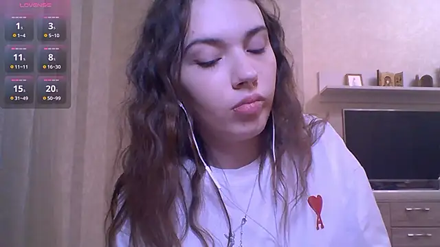 CeyaLier online show from March 11, 2026, 5:41 pm