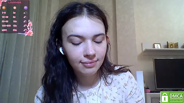 Snapshot of CeyaLier chatting on June 21, 2026, 10:34 pm CeyaLier online show from June 21, 2026, 10:34 pm