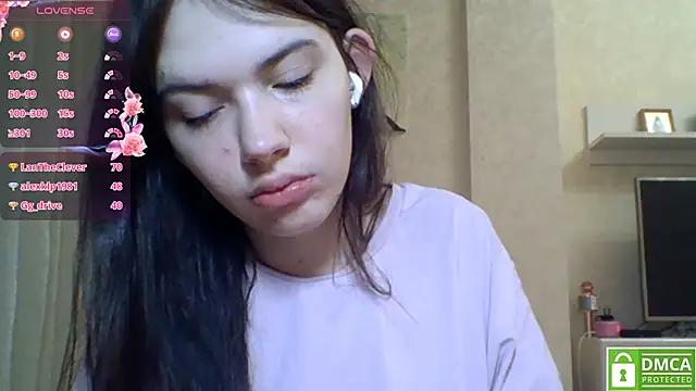 Snapshot of CeyaLier chatting on June 30, 2026, 10:33 pm CeyaLier online show from June 30, 2026, 10:33 pm