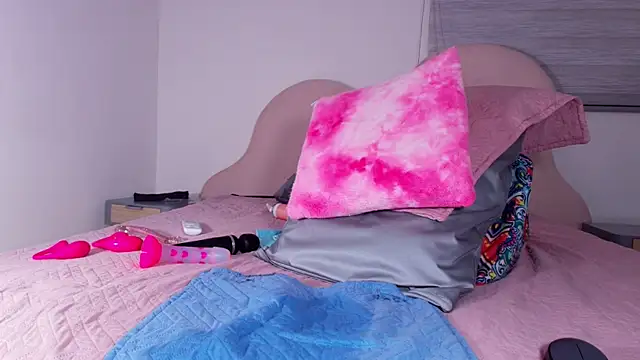 lu mystic online show from April 11, 2026, 7:45 am