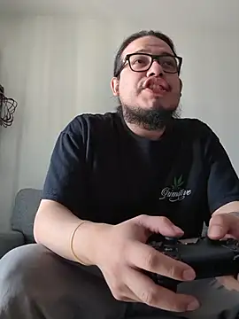 Snapshot of Lifewithcno chatting on April 3, 2026, 8:07 pm Lifewithcno online show from April 3, 2026, 8:07 pm