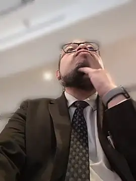 Snapshot of Lifewithcno chatting on April 13, 2026, 2:11 pm Lifewithcno online show from April 13, 2026, 2:11 pm