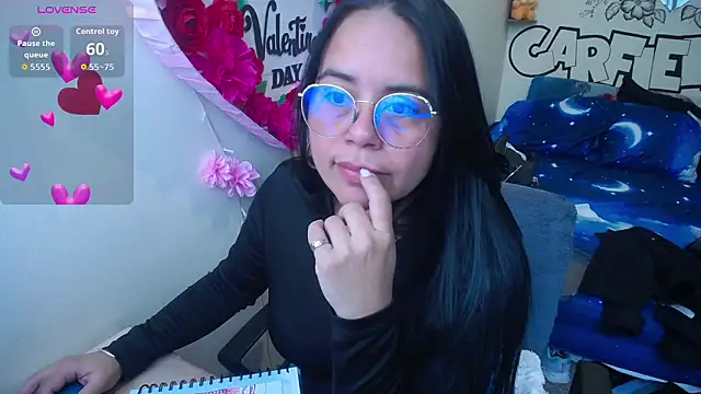 Miss  kendra  online show from March 11, 2026, 2:23 pm