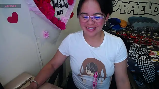 Snapshot of Miss__kendra_ chatting on June 17, 2026, 1:56 pm Miss kendra online show from June 17, 2026, 1:56 pm