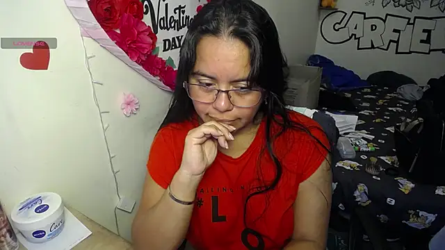 Snapshot of Miss__kendra_ chatting on June 27, 2026, 12:22 pm Miss kendra online show from June 27, 2026, 12:22 pm