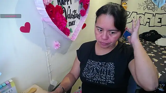 Snapshot of Miss__kendra_ chatting on July 1, 2026, 12:29 pm Miss kendra online show from July 1, 2026, 12:29 pm