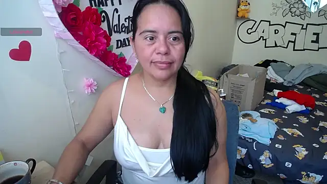 Snapshot of Miss__kendra_ chatting on July 6, 2026, 4:31 pm Miss kendra online show from July 6, 2026, 4:31 pm