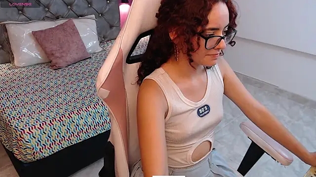 Dulcee Gaby online show from April 13, 2026, 8:14 pm