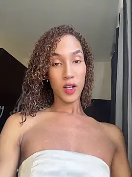 Snapshot of Chloe_Celeste chatting on June 21, 2026, 9:17 pm Chloe Celeste online show from June 21, 2026, 9:17 pm