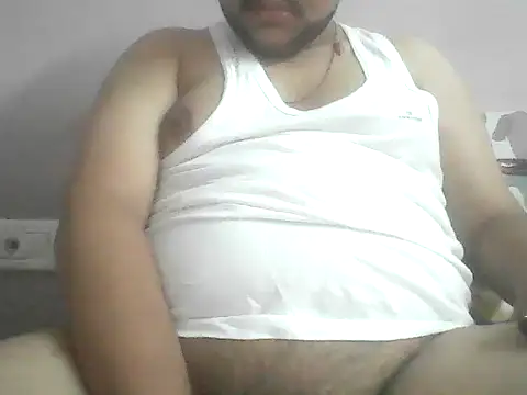 Snapshot of hotboy78624 chatting on February 12, 2026, 8:31 am hotboy78624 online show from February 12, 2026, 8:31 am