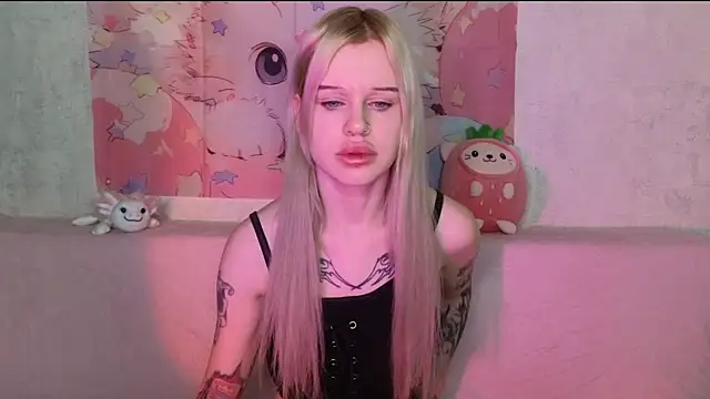 Snapshot of HoneyGold_ chatting on December 20, 2025, 4:08 am HoneyGold online show from December 20, 2025, 4:08 am