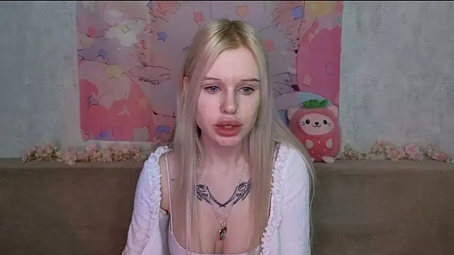 Snapshot of HoneyGold_ chatting on January 12, 2026, 4:29 am HoneyGold online show from January 12, 2026, 4:29 am