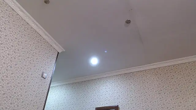 Snapshot of maybe_doll chatting on October 23, 2025, 9:46 pm maybe doll online show from October 23, 2025, 9:46 pm