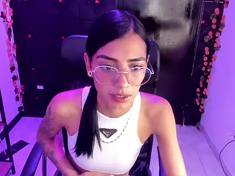 KarlaSlutSkinny   online show from February 17, 2026, 9:21 pm