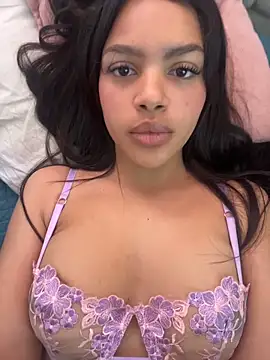 Snapshot of MeganHillss chatting on May 1, 2026, 7:40 pm MeganHillss online show from May 1, 2026, 7:40 pm