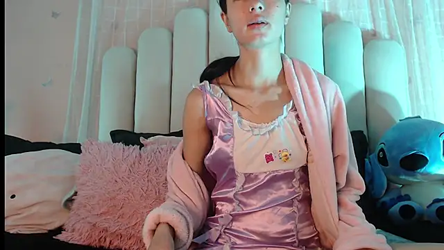 SweetRenata  online show from February 3, 2026, 11:26 am